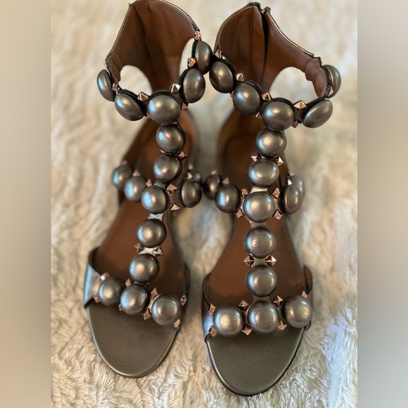 Alaia Shoes - Brand new never worn Alaia sandals
